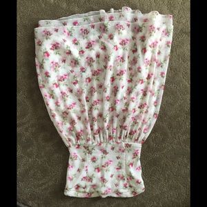 Flowery strapless dress